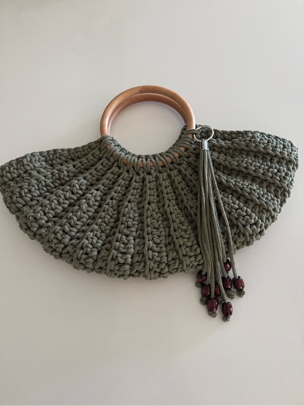 New Bonita Bolso Handmade Olive Crochet Clutch with Wooden Ring Handle